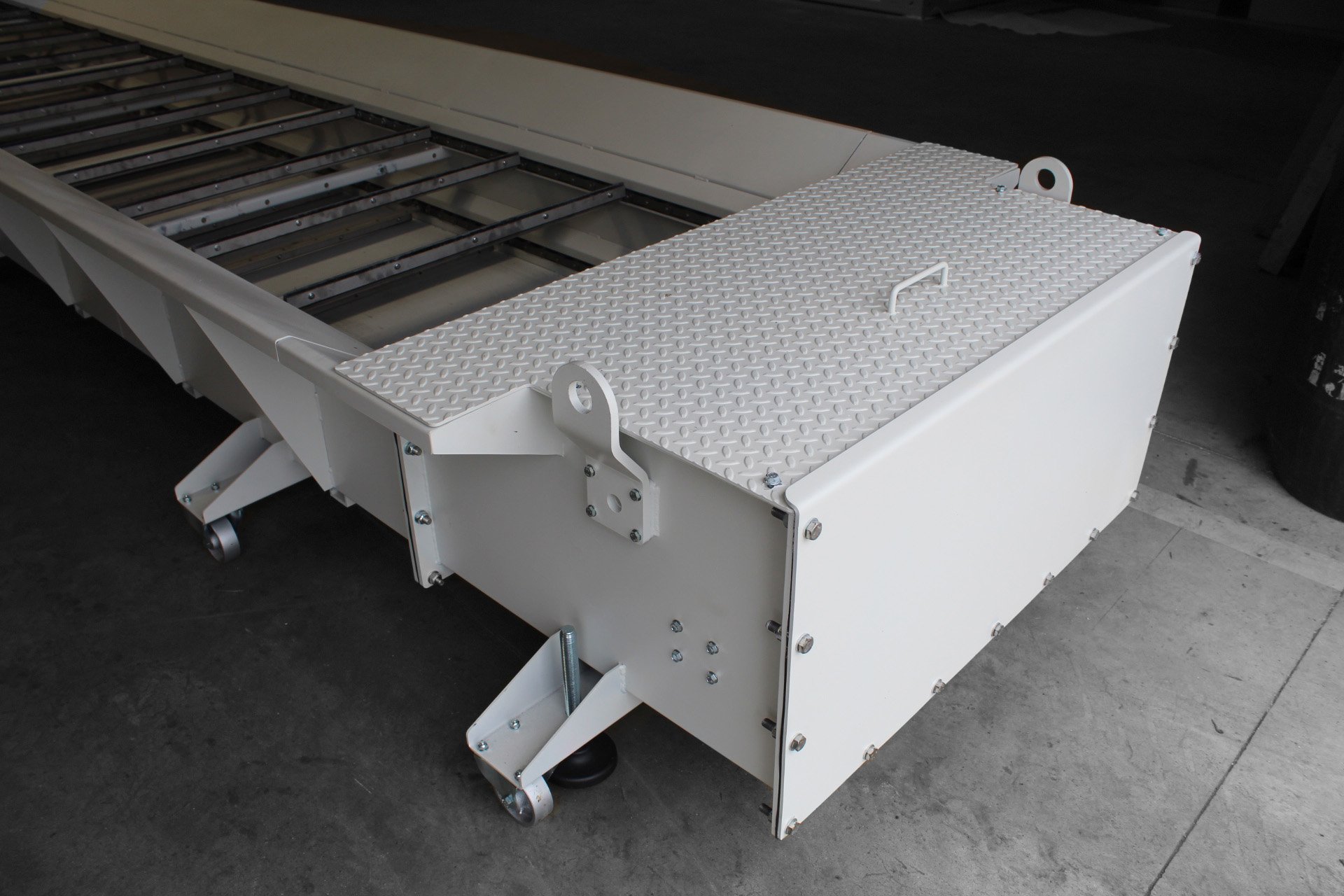 Conveyor for biomass boiler_3